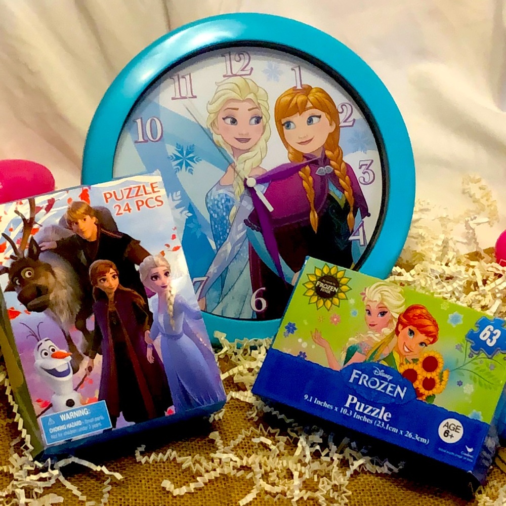 Girls Disney Frozen Puzzles and Clock Bundle Set